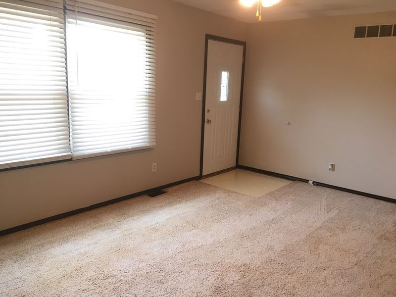 107 E C St, Ellinwood, KS 67526