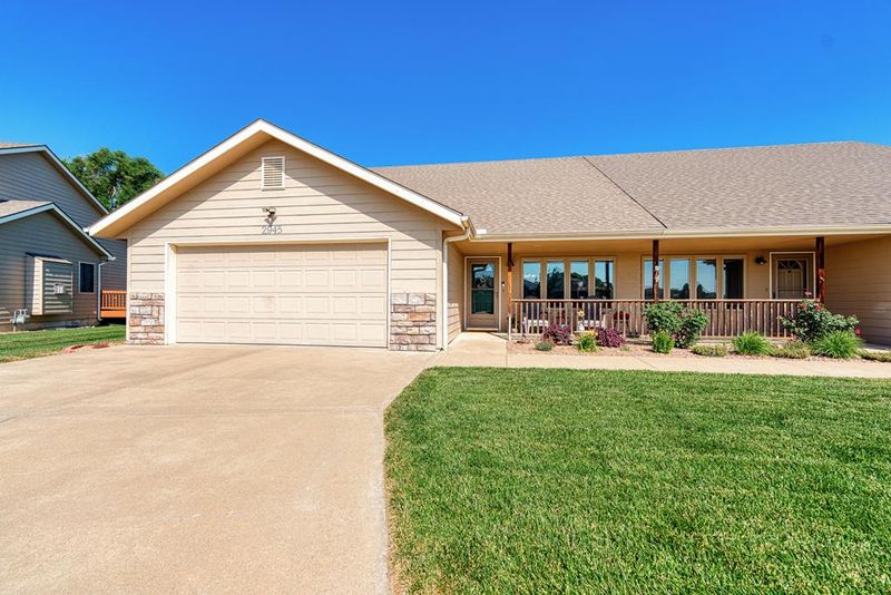 2945 Jack Cir, Salina, KS 67401