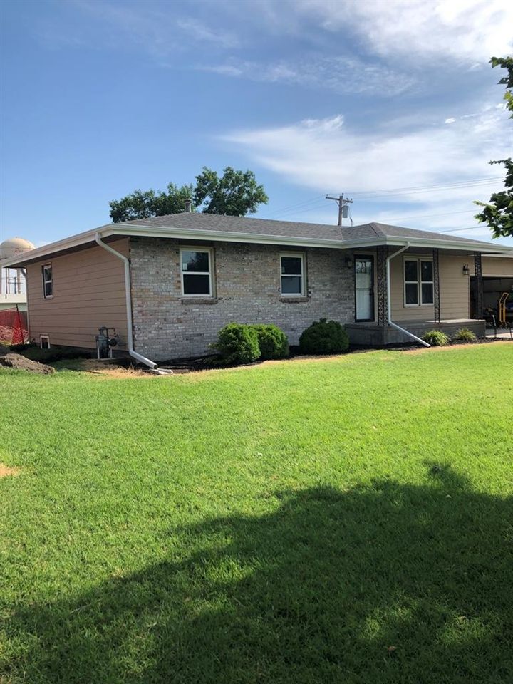 363 W 13th, Russell, KS 67665