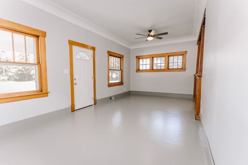 304 Rahm St, Salina, KS 67401