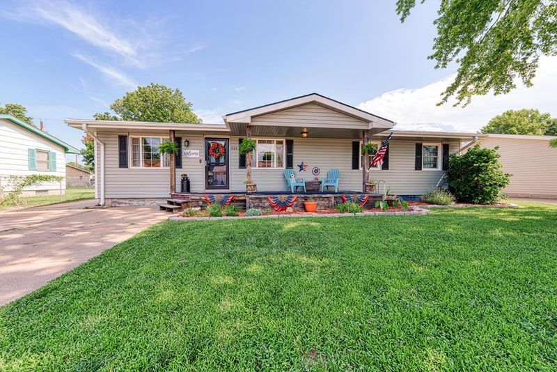 600 Marvin Ave, Salina, KS 67401