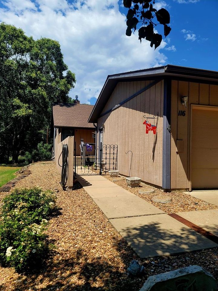 116 W Green, Lindsborg, KS 67456