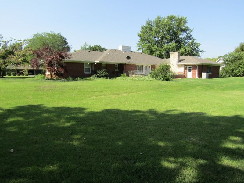 603 E Republic Ave, Salina, KS 67401