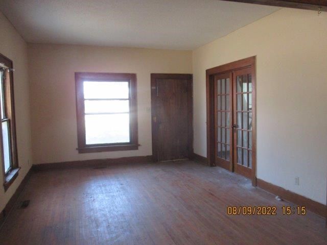 120 W 15th, Larned, KS 57550