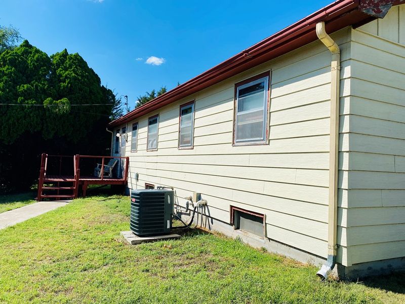 125 W Spring St, Lincoln, KS 67455