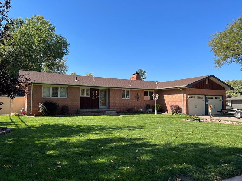 1715 Cherry Ln, Great Bend, KS 67530