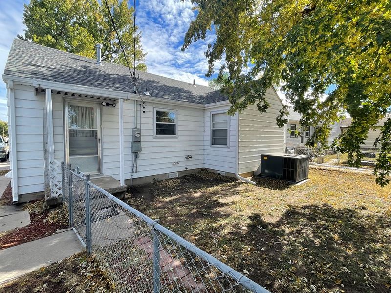 1809 Van Buren, Great Bend, KS 67530