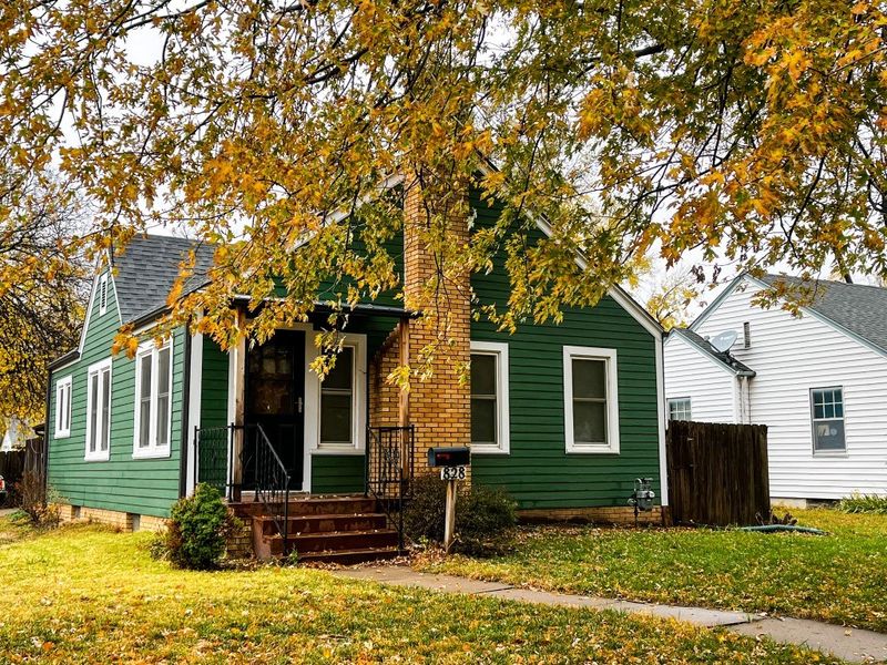 828 Custer, Salina, KS 67401