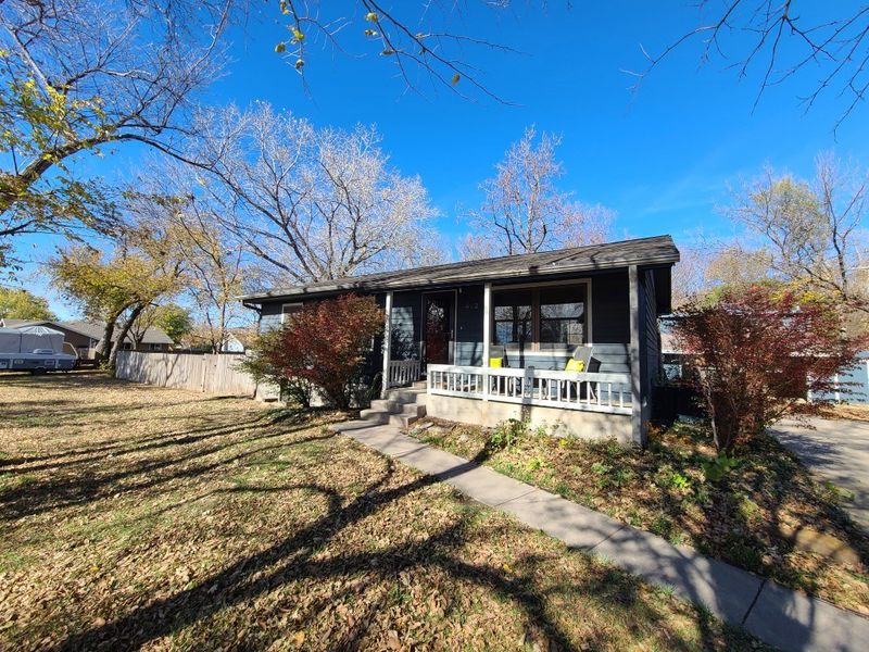 412 W Lindsborg St, Lindsborg, KS 67456