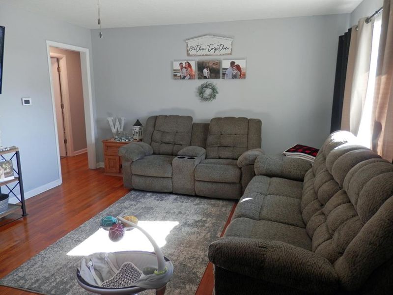709 Albert Ave, Salina, KS 67401