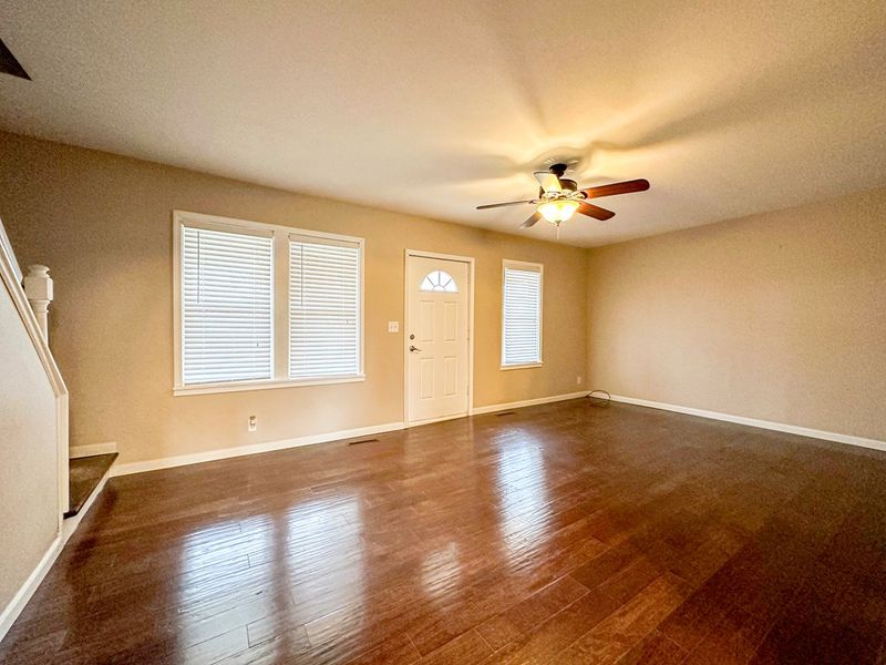 405 E Stimmel Rd, Salina, KS 67401