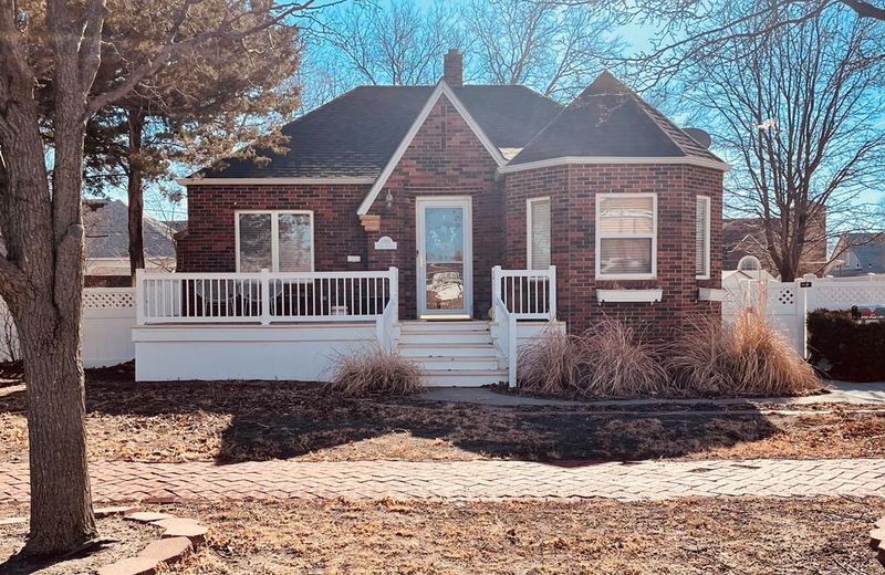 1705 Park, Great Bend, KS 67530