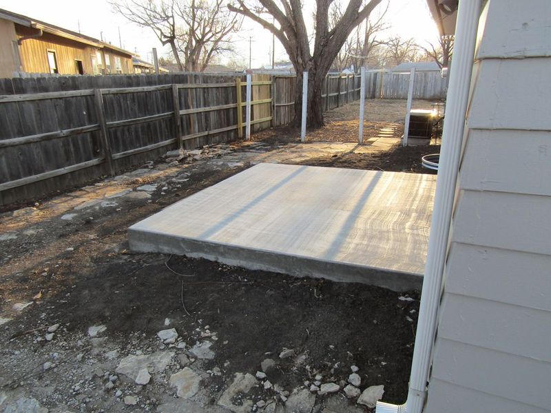 1809 Page, Salina, KS 67401