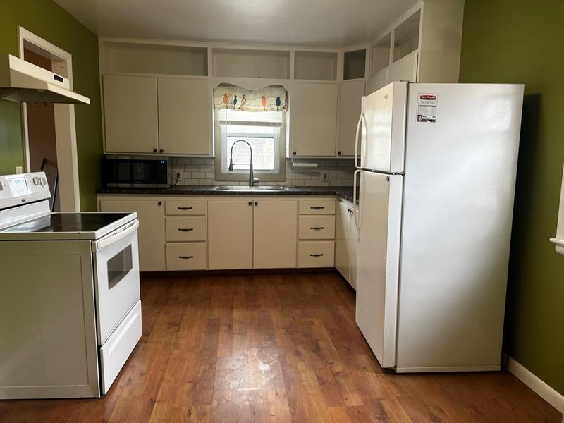 126 SE 10 Rd, Great Bend, KS 67530