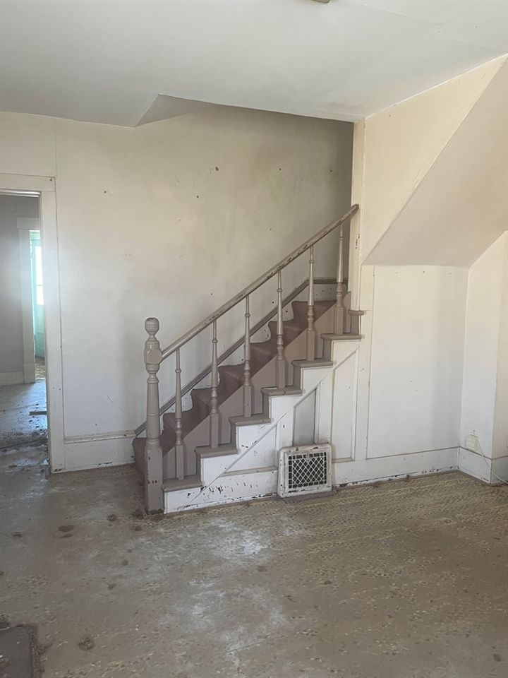 204 S Buffalo, Stafford, KS 67578