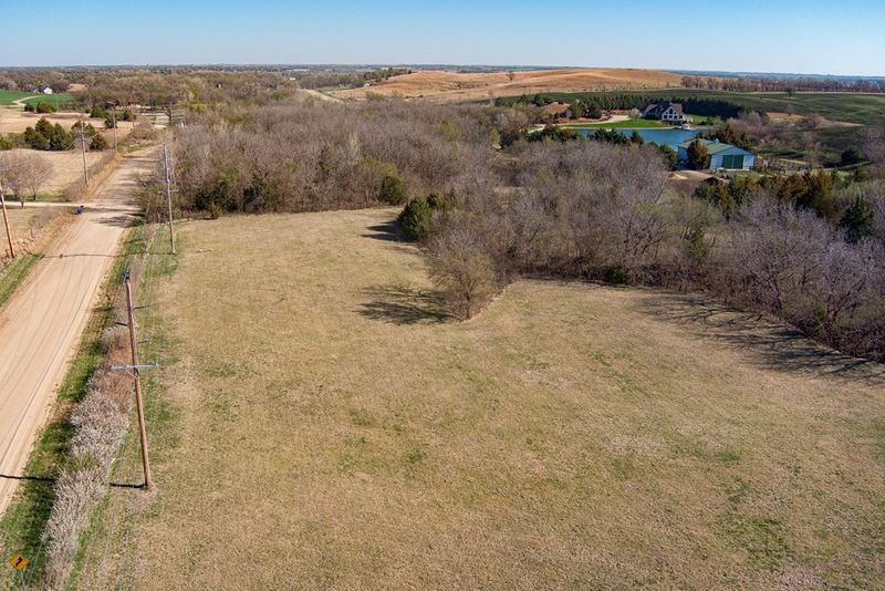 276 N 180th Rd, Bennington, KS 67422