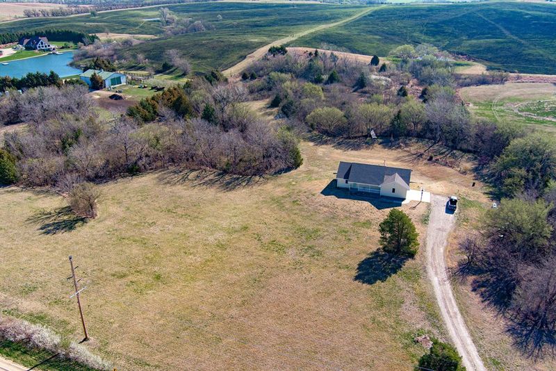 276 N 180th Rd, Bennington, KS 67422