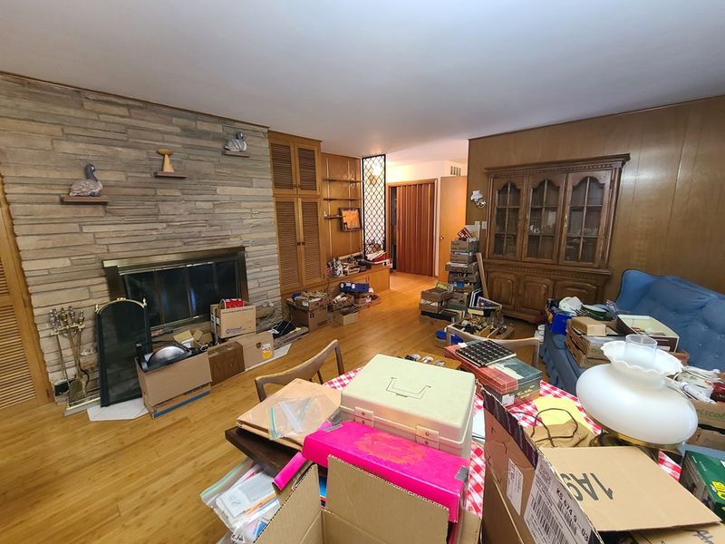 201 S Cedar St, Lindsborg, KS 67456