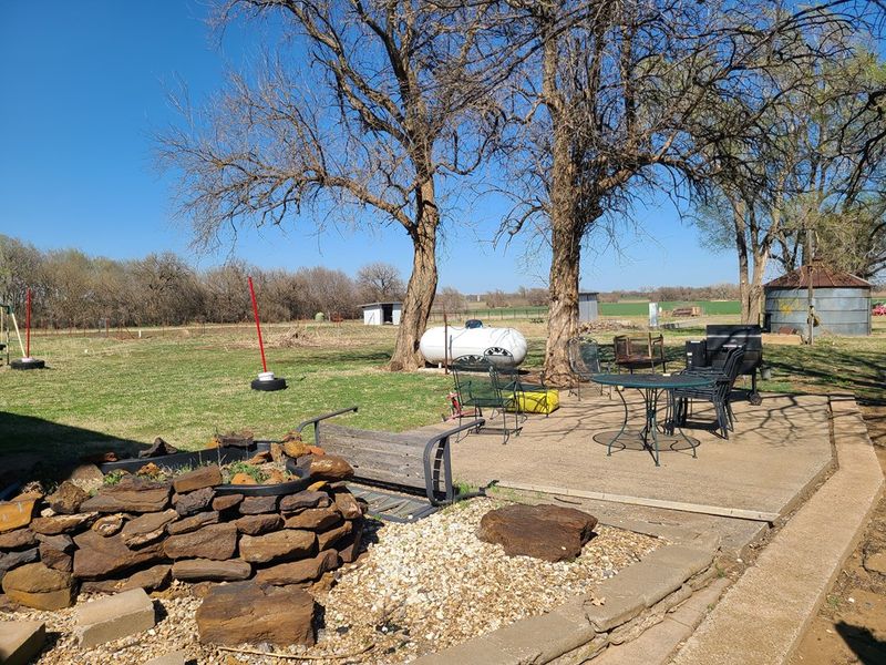 2432 5th Ave, Marquette, KS 67464