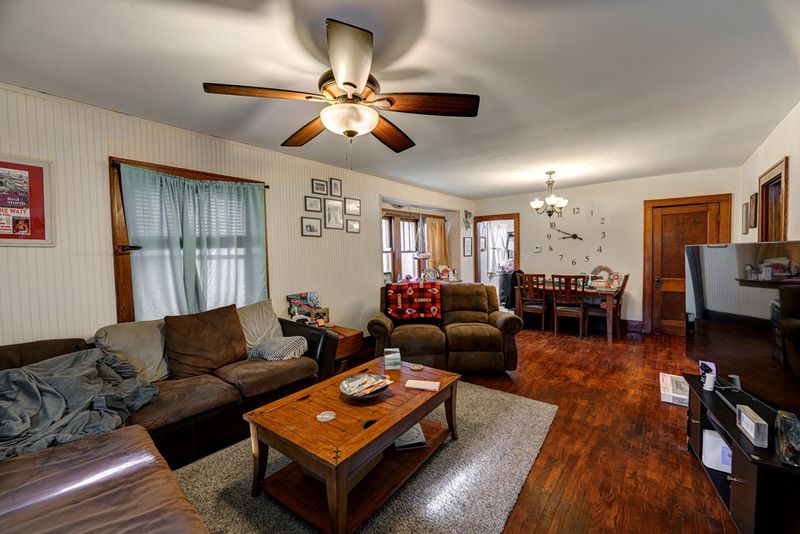 916 Sheridan St, Salina, KS 67401