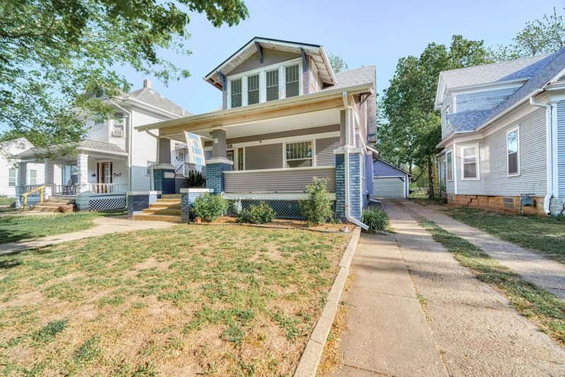 538 State St, Salina, KS 67401