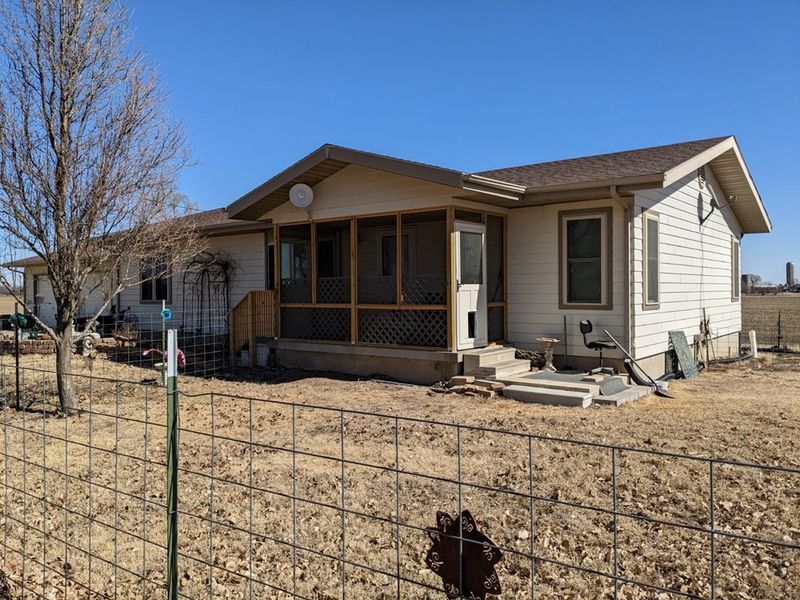 5333 W Crawford St, Salina, KS 67401