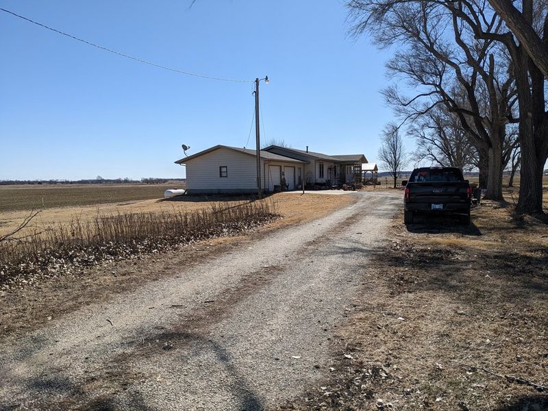 5333 W Crawford St, Salina, KS 67401