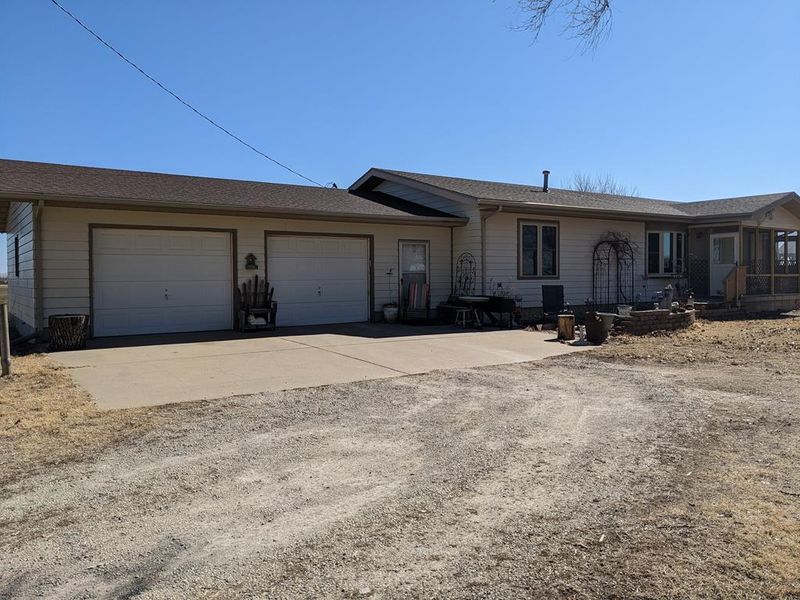 5333 W Crawford St, Salina, KS 67401