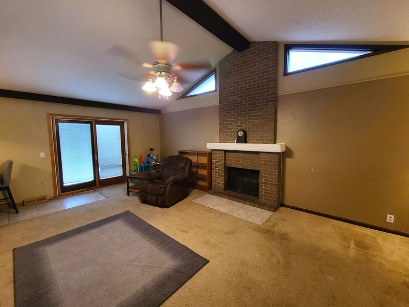 834 Scott Ave, Salina, KS 67401