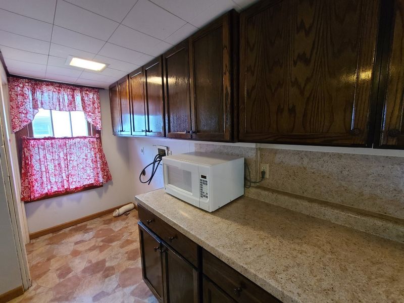 205 2nd St, Smolan, KS 67456
