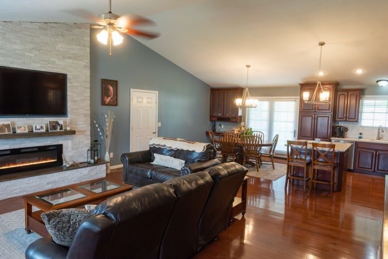711 Marilyn St, Minneapolis, KS 67467