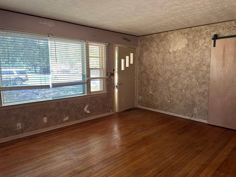 2011 28th St, Great Bend, KS 67530