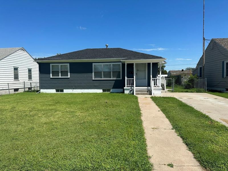 2206 Monroe, Great Bend, KS 67530