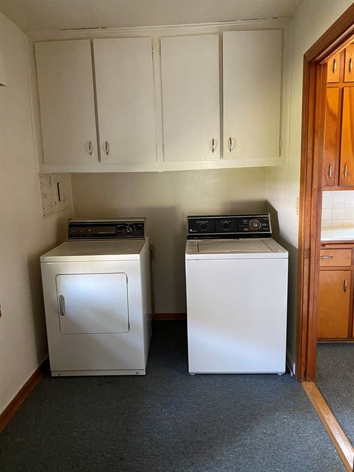 1312 Eisenhower Ave, Great Bend, KS 67530