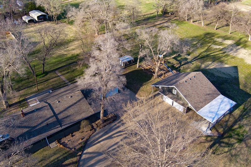 1820 N 5th St, Salina, KS 67401