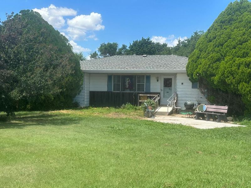 275 240th Ave, Garfield, KS 67529