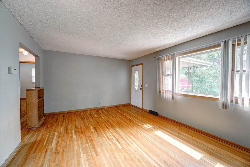 211 E Key Ave, Salina, KS 67401