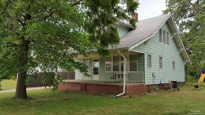212 S Main St, Falun, KS 67442