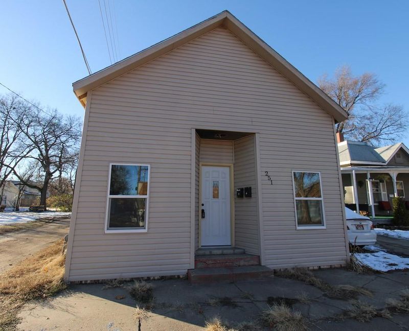 251 N 13th, Salina, KS 67401