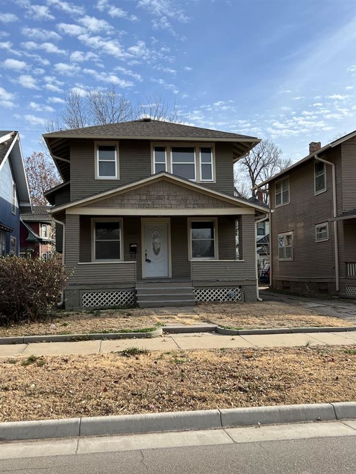 507 S 9th St, Salina, KS 67401