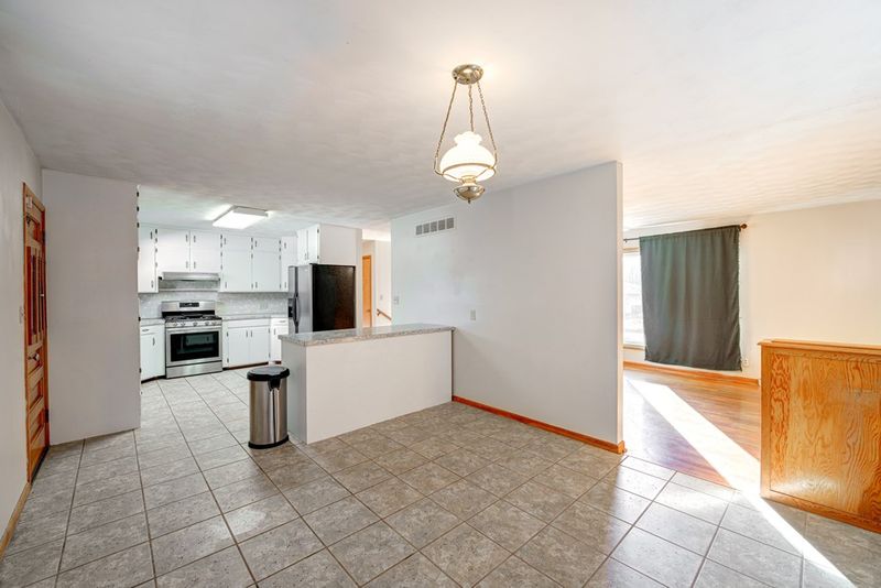 803 E Claflin Ave, Salina, KS 67401