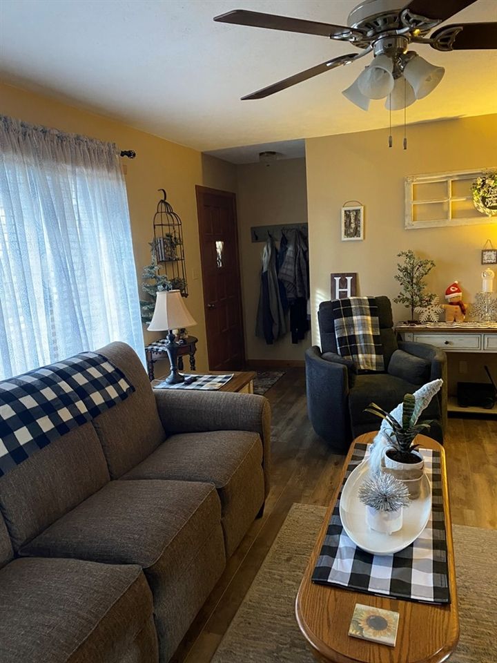 1210 Roosevelt St, Great Bend, KS 67530