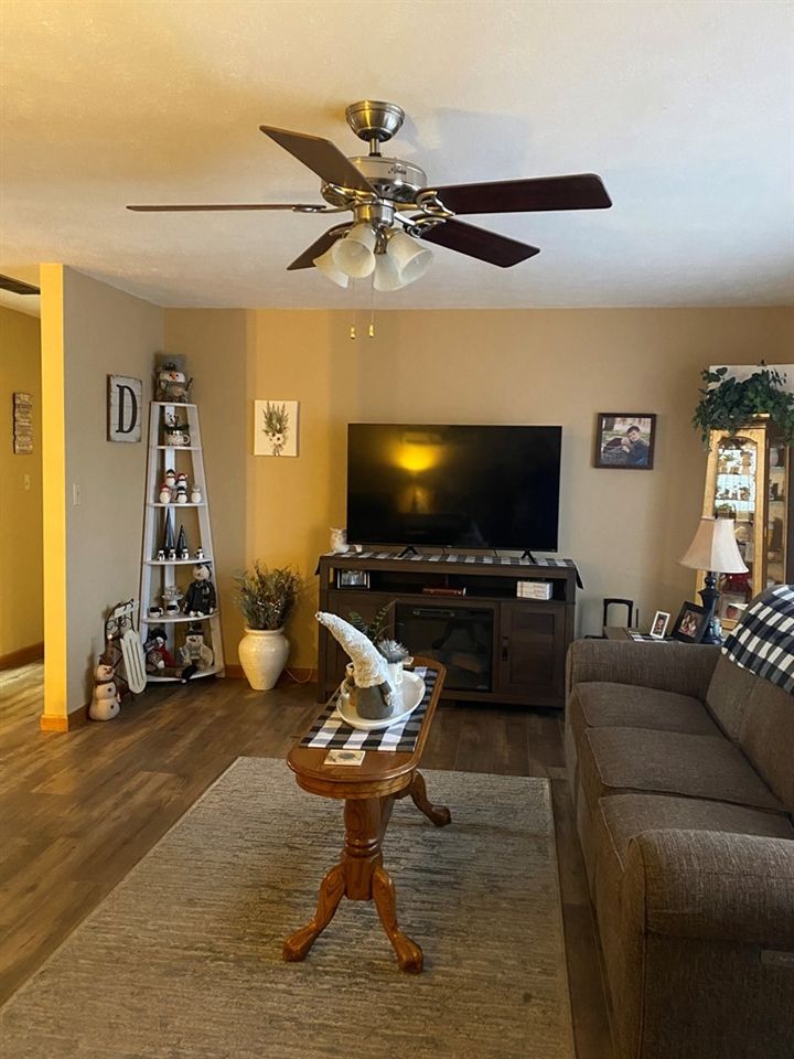 1210 Roosevelt St, Great Bend, KS 67530