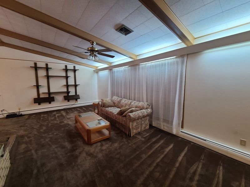 114 E 5th St, Marquette, KS 67464