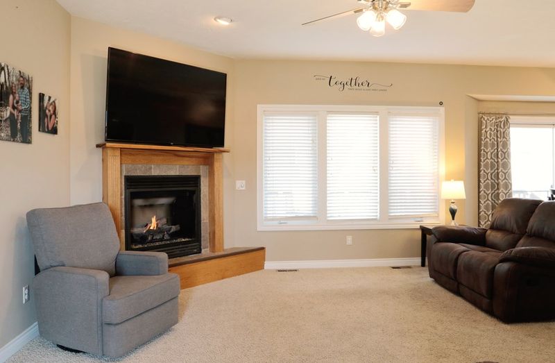 2531 Stonepost Ln, Salina, KS 67401