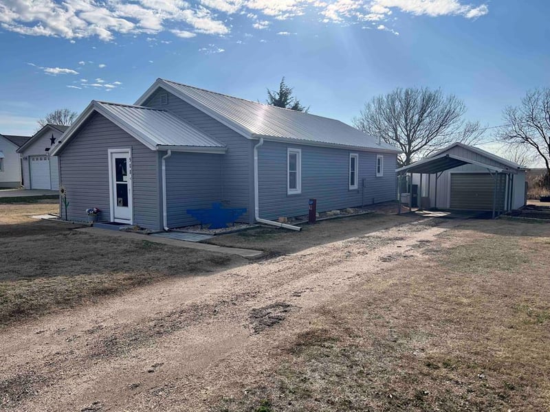508 S Main St, Bushton, KS 67427