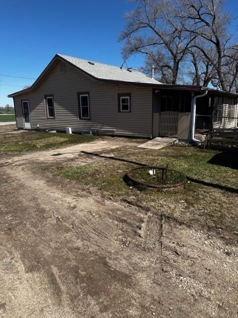 112 E Main St, Kipp, KS 67401