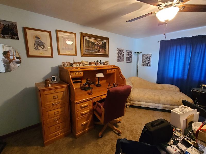 836 Emerald Dr, Lindsborg, KS 67456
