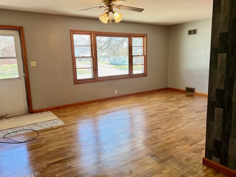 321 S Commercial, Mankato, KS 66956