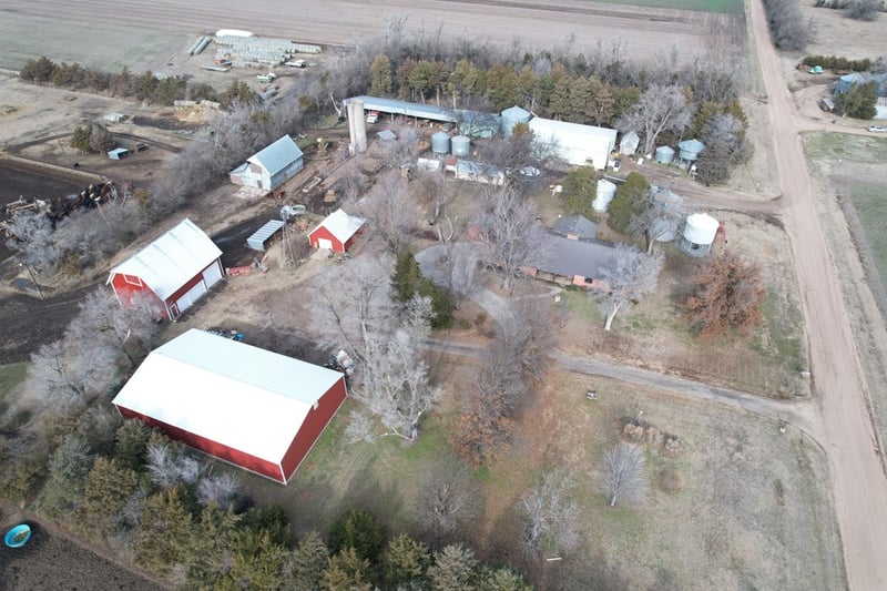613 9th Ave, Inman, KS 67546